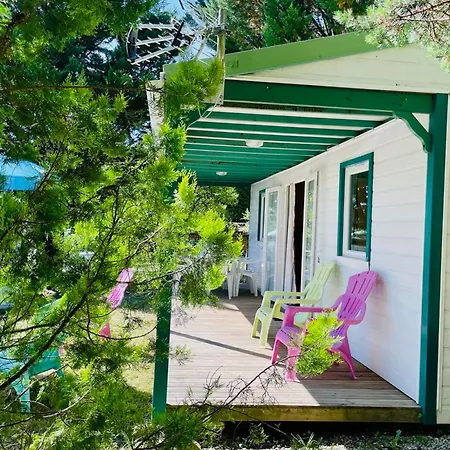 Confort 6 Pers - Terrasse - Api-1-52-1032 אתר קמפינג Camon (Languedoc-Roussillon)