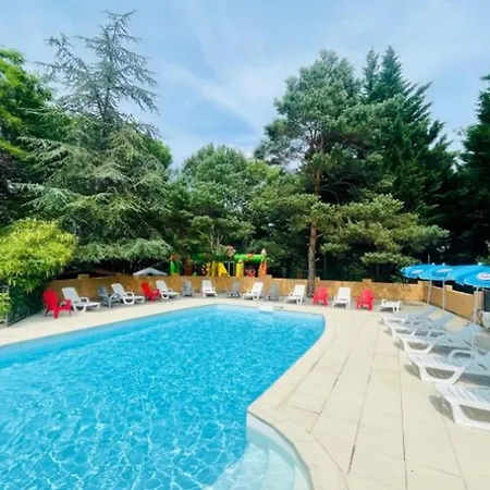 مكان تخييم Confort 6 Pers - Terrasse - Api-1-52-1032