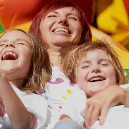 אתר קמפינג Confort 6 Pers - Terrasse - Api-1-52-1032 Camon (Languedoc-Roussillon)